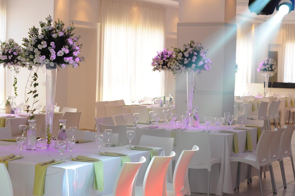 Market Hotel Haifa Bagian luar foto